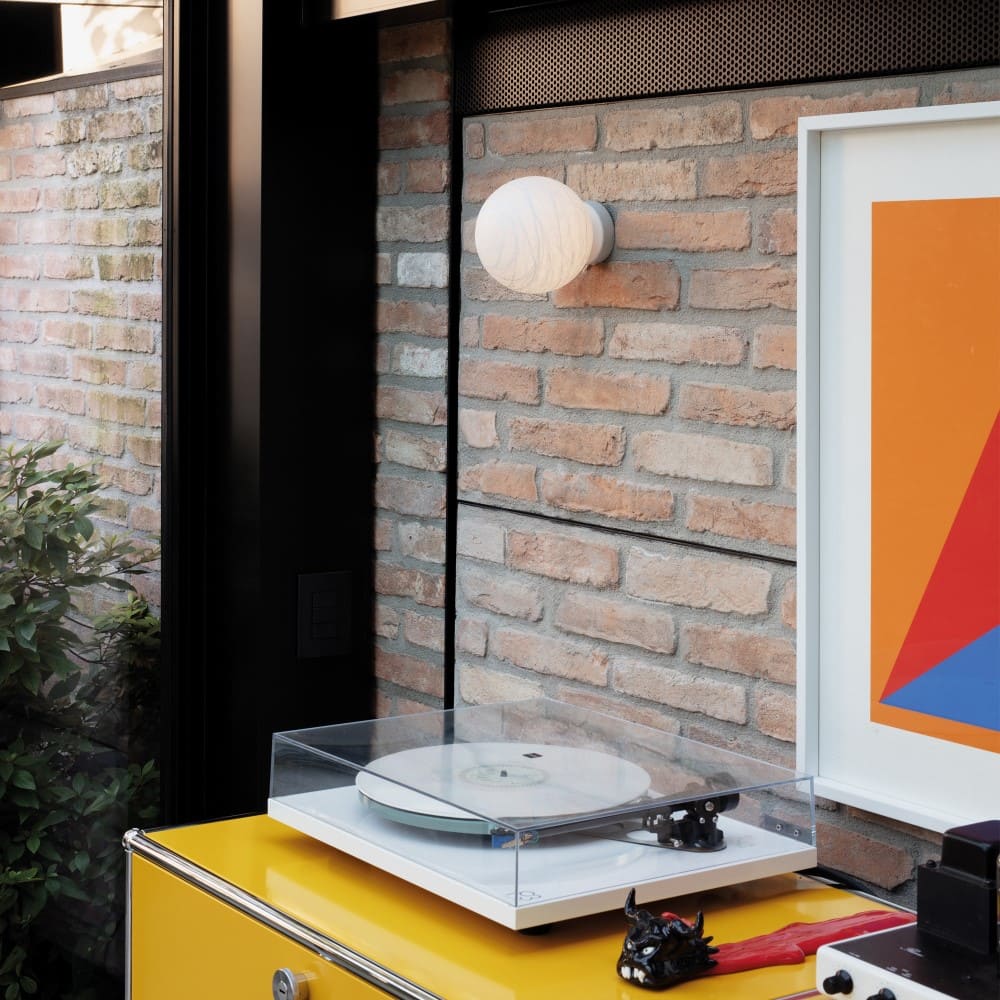 Carta Wall Light