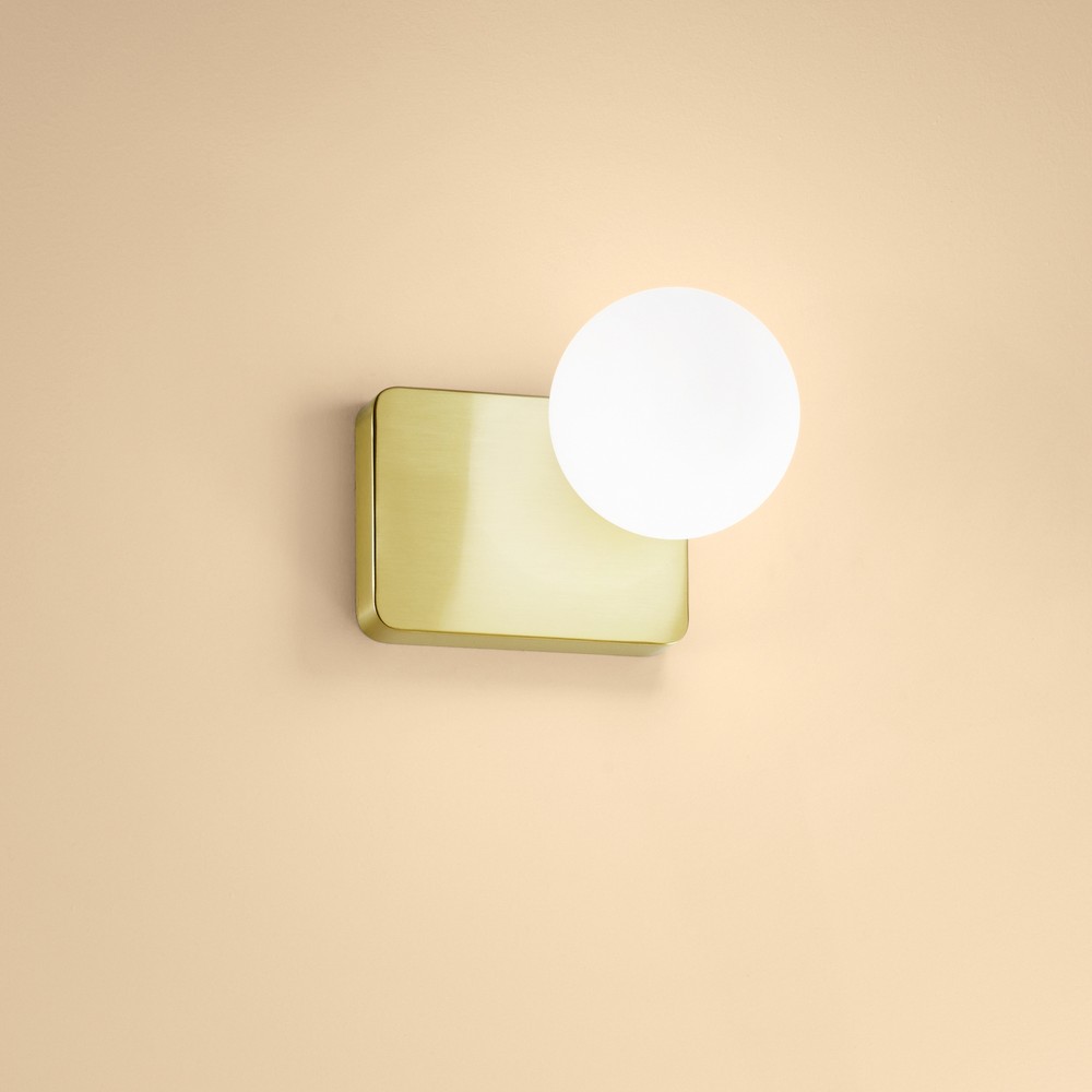 Penta Wall Light