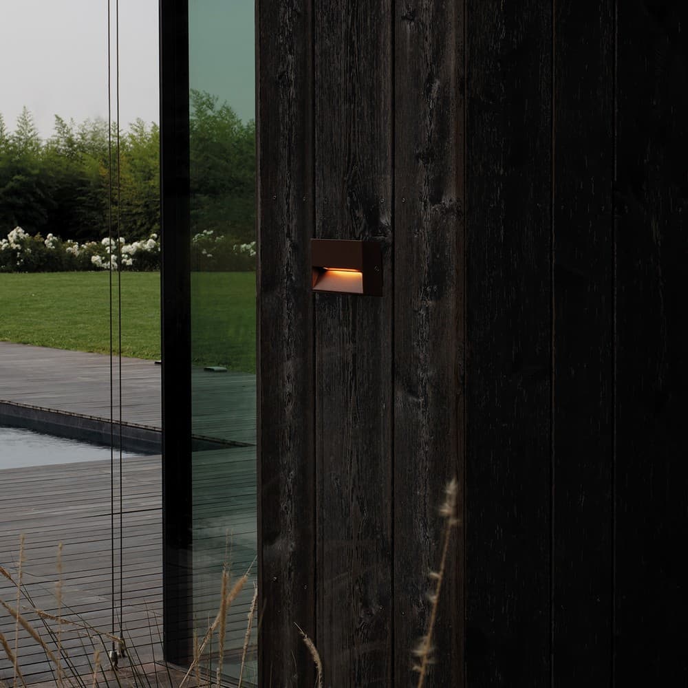 Dedra Outdoor Wall Light