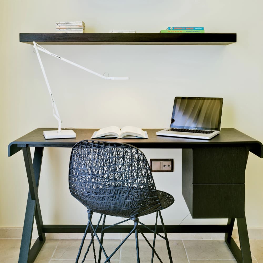 Kelvin LED Base Table Lamp