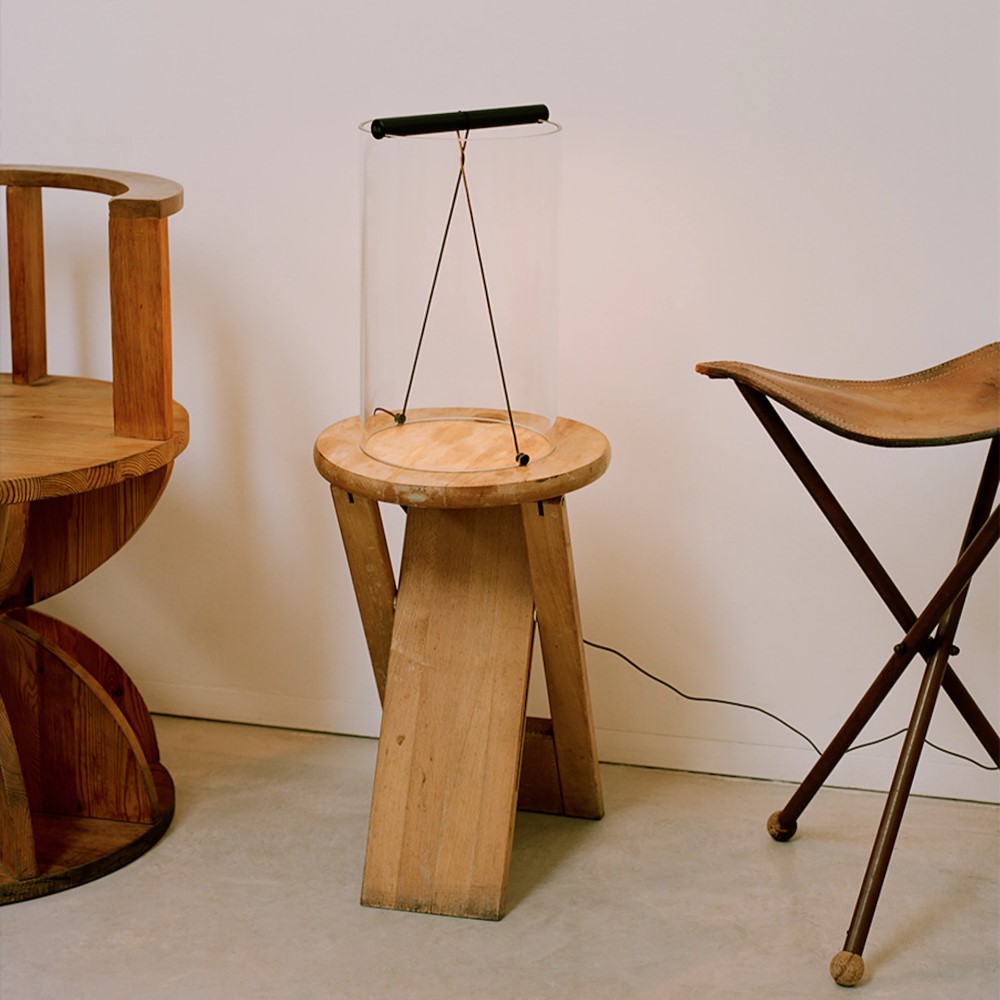 To-Tie T3 Table Lamp