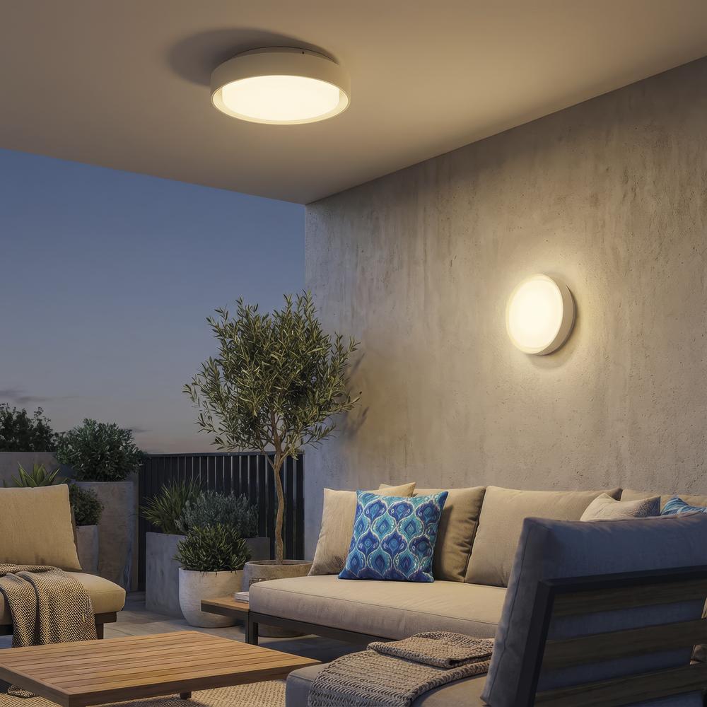 Kuma Outdoor Ceiling Light