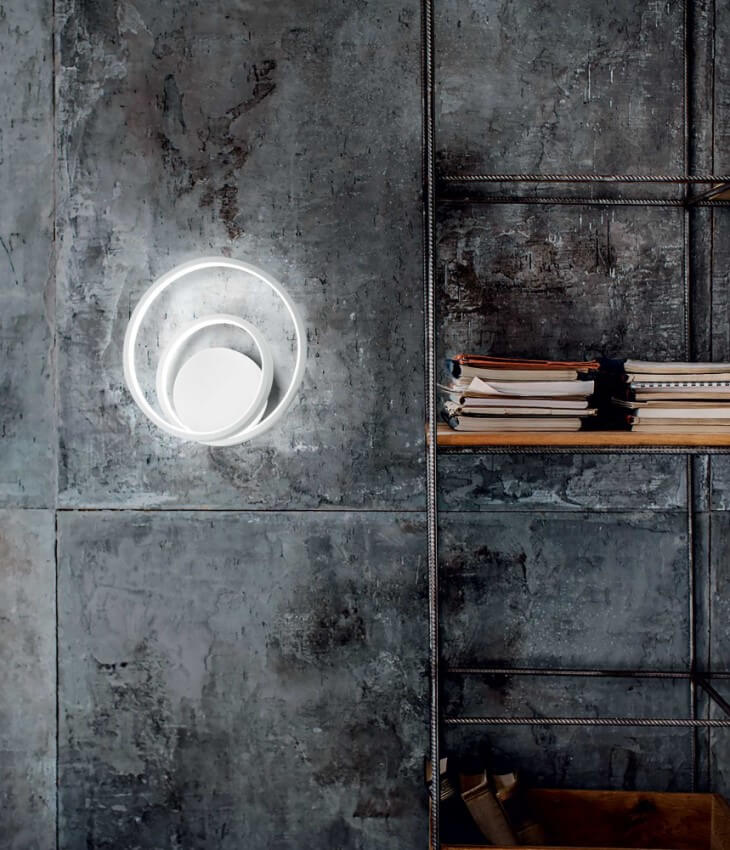 Oz Wall Lamp
