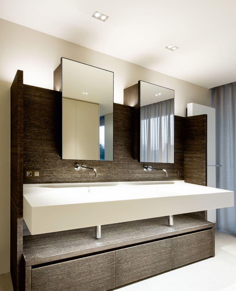 Sneak Trimless 2.0 Recessed Ceiling Light