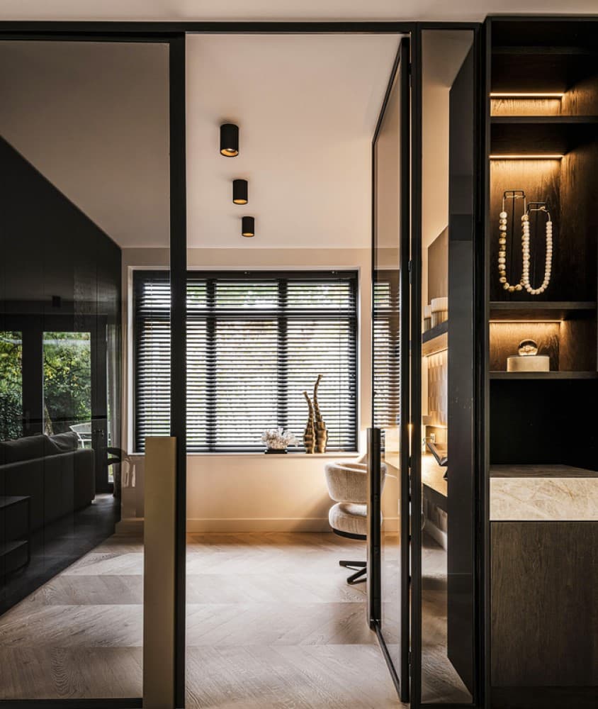 Solid 1.0 Ceiling Light