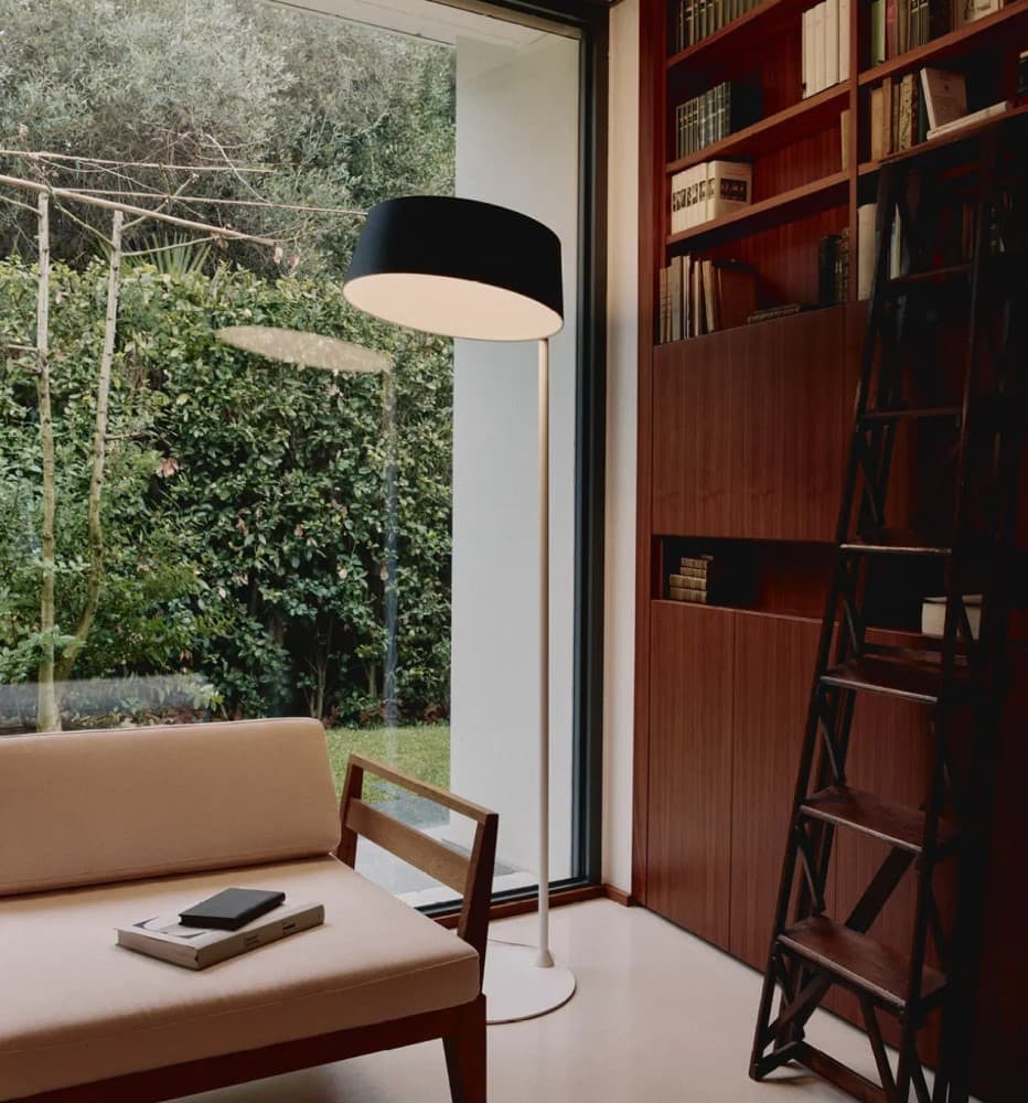Oxygen Floor Lamp