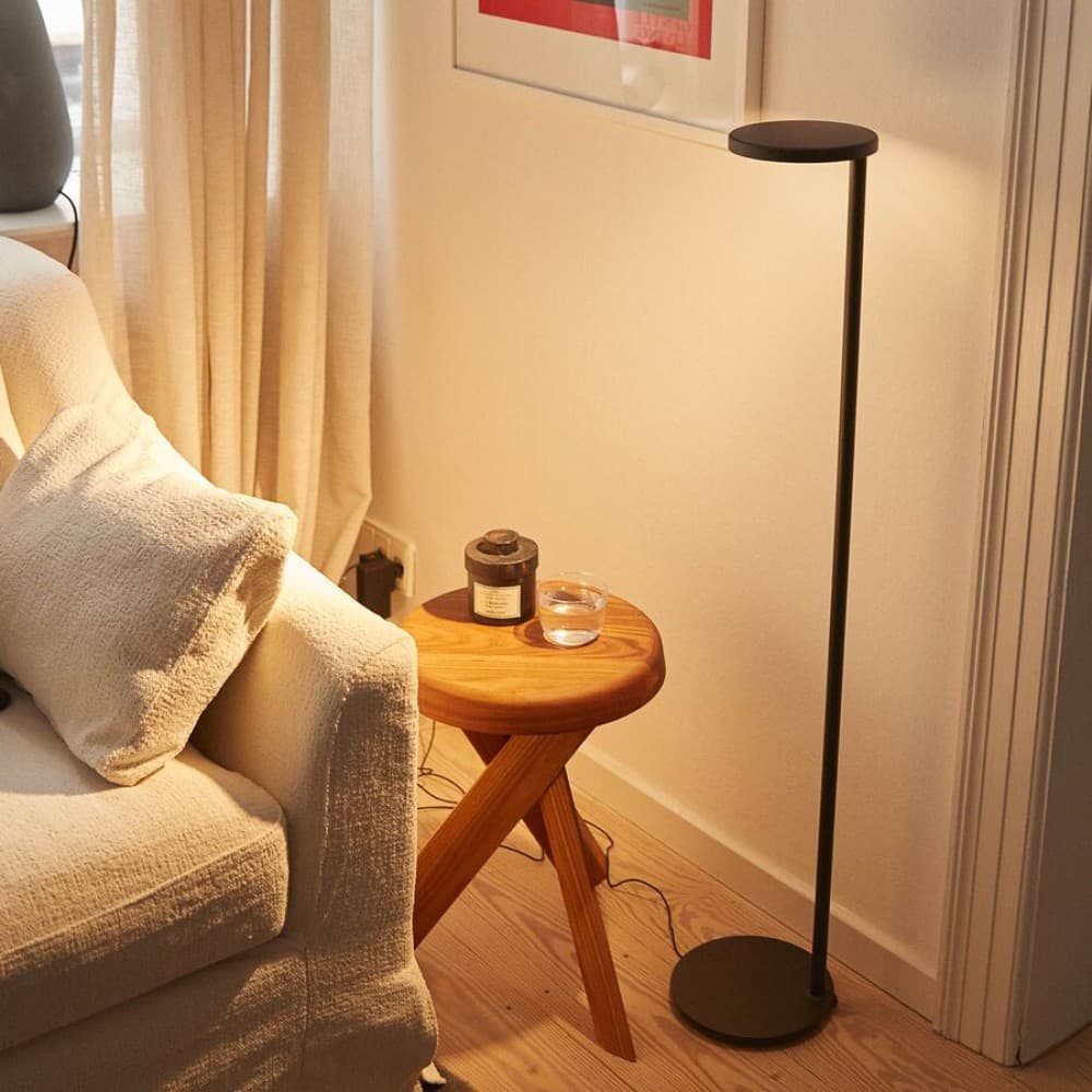 Oblique USB-C Floor Lamp