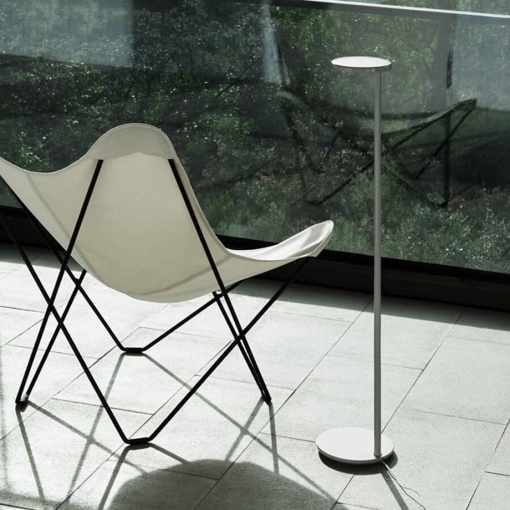 Oblique USB-C Floor Lamp