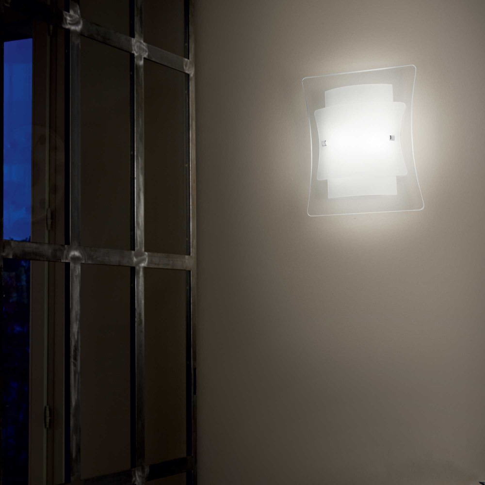 Triplo Wall Light