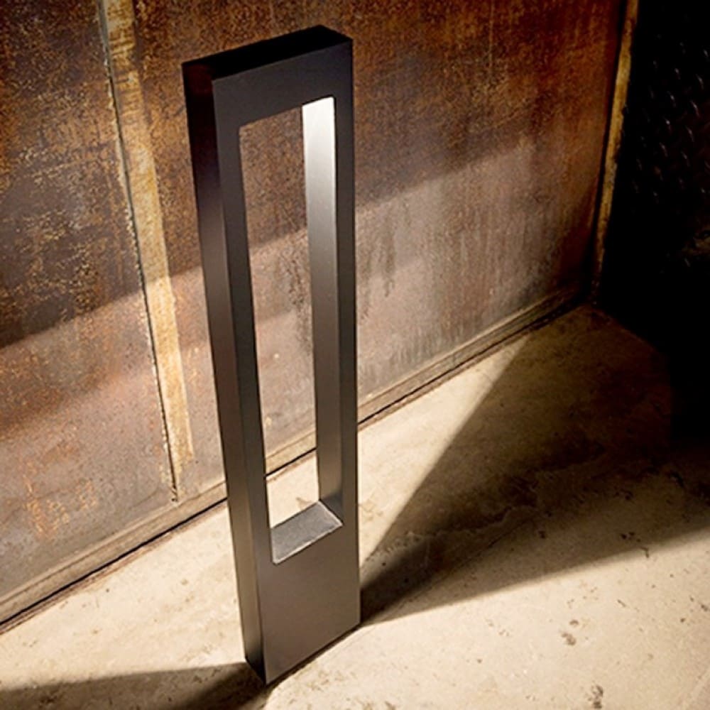 Vega Bollard