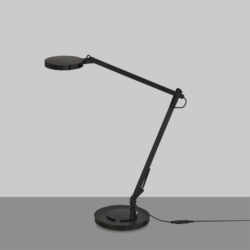 Luxa Table Lamp