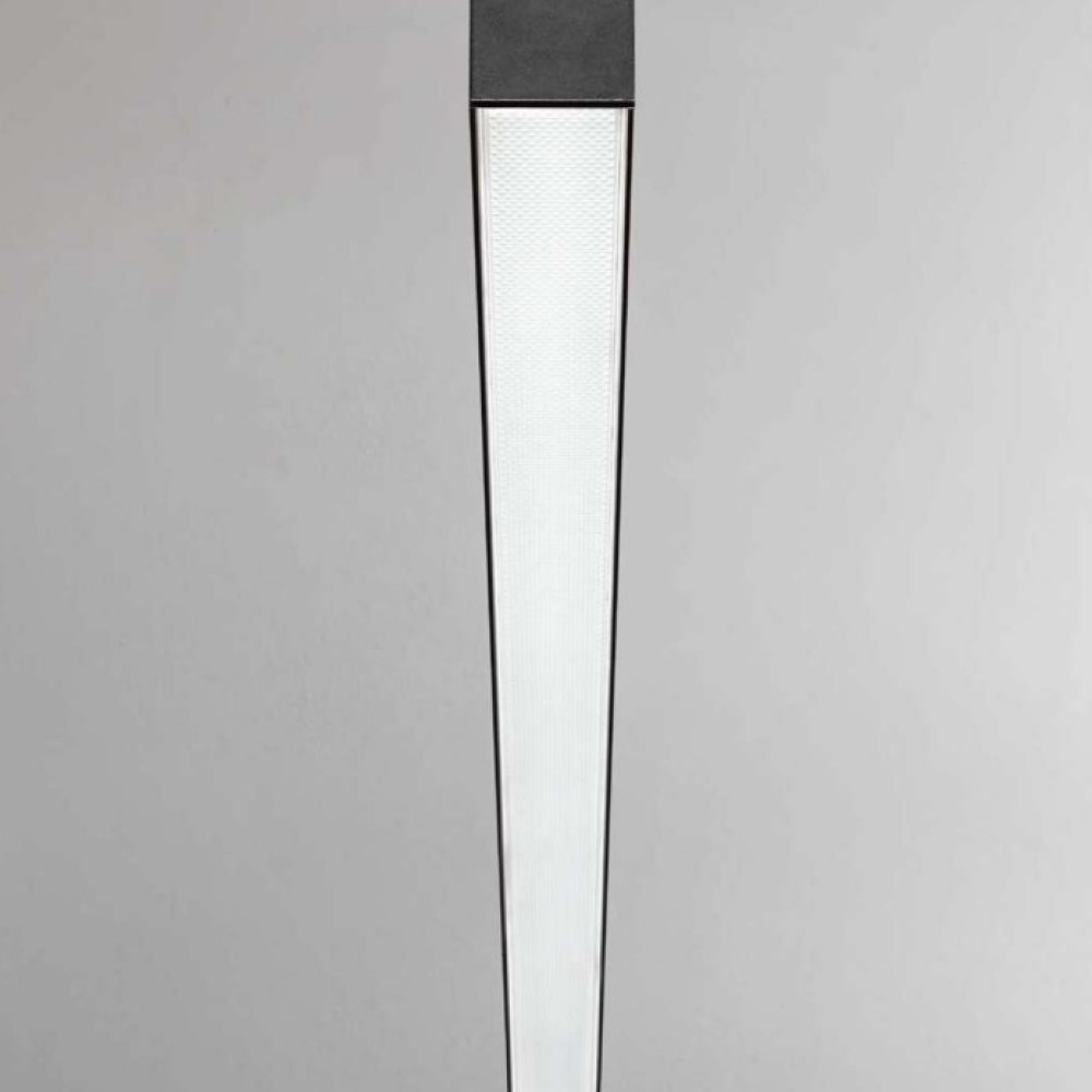 Display UGR Track Light