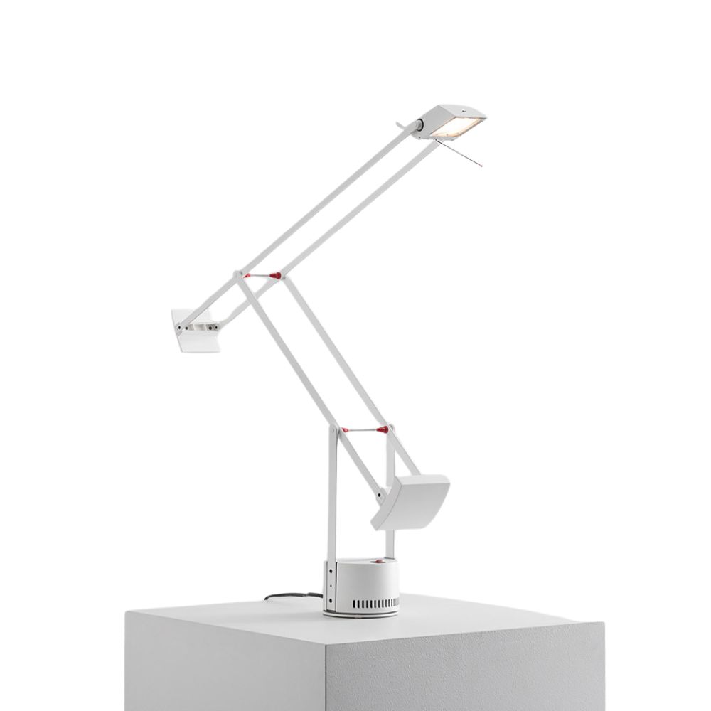 Artemide Tizio namizna svetilka | formasvetila.si