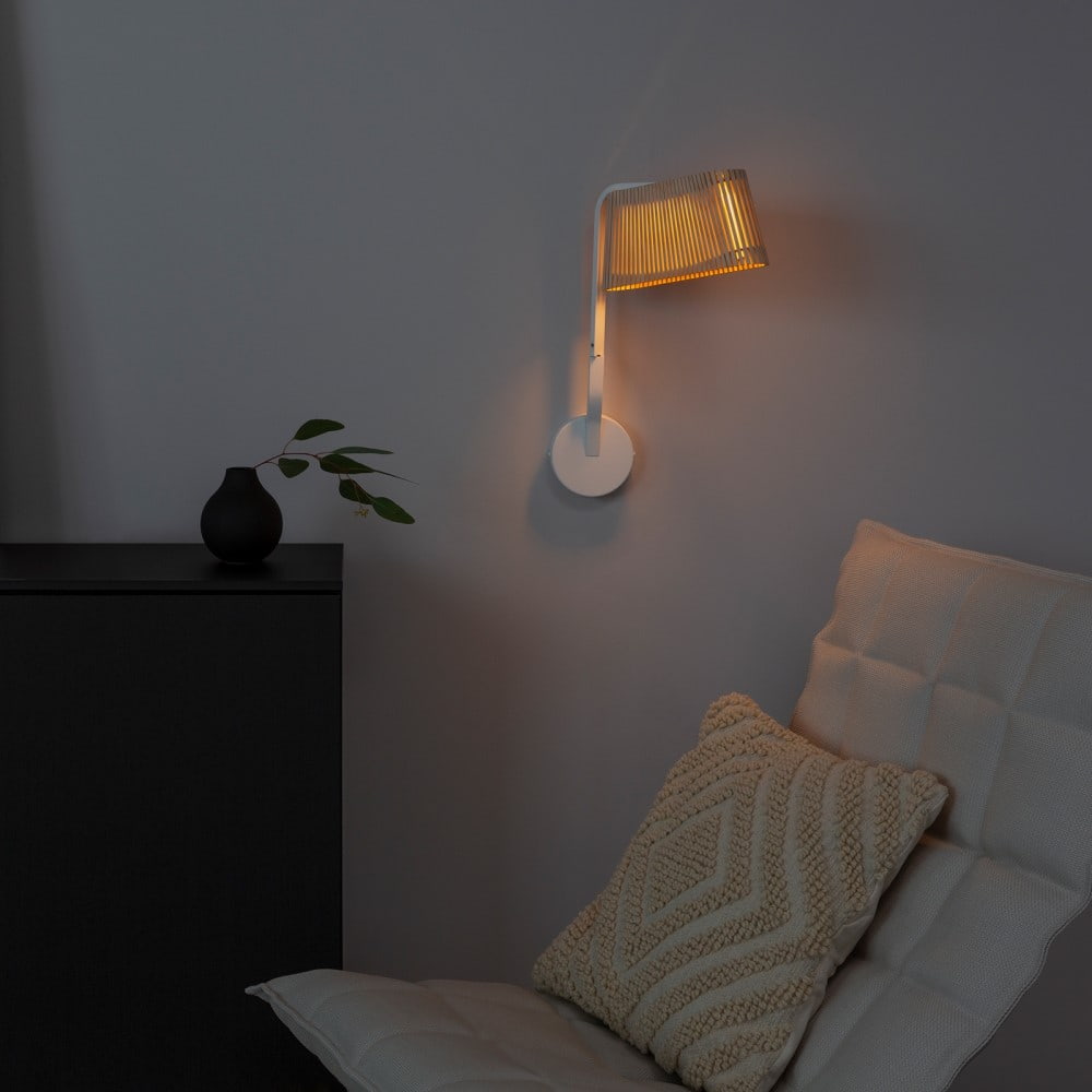 Secto Design Owalo stenska svetilka | formasvetila.si