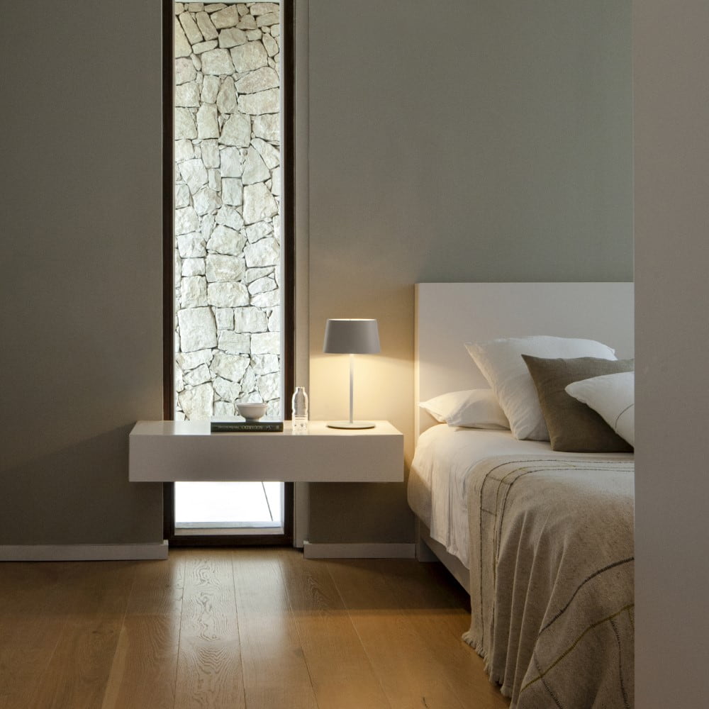 Vibia Warm 4896 namizna svetilka | formasvetila.si