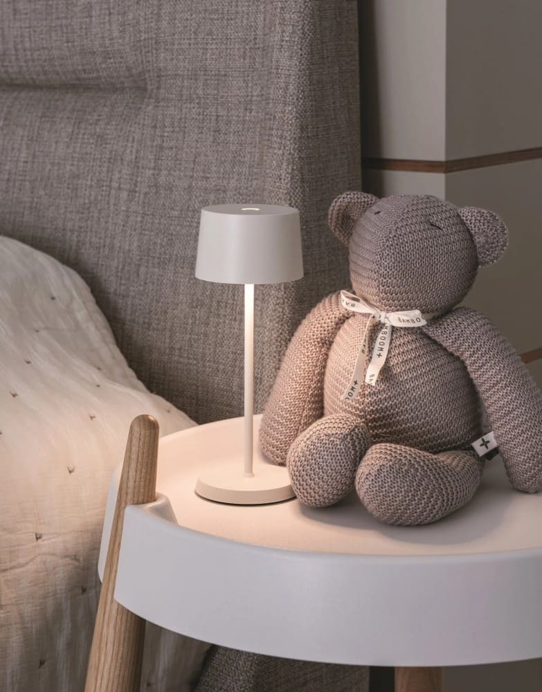 Zafferano Ai Lati Lights Olivia Micro prenosna namizna svetilka | formasvetila.si