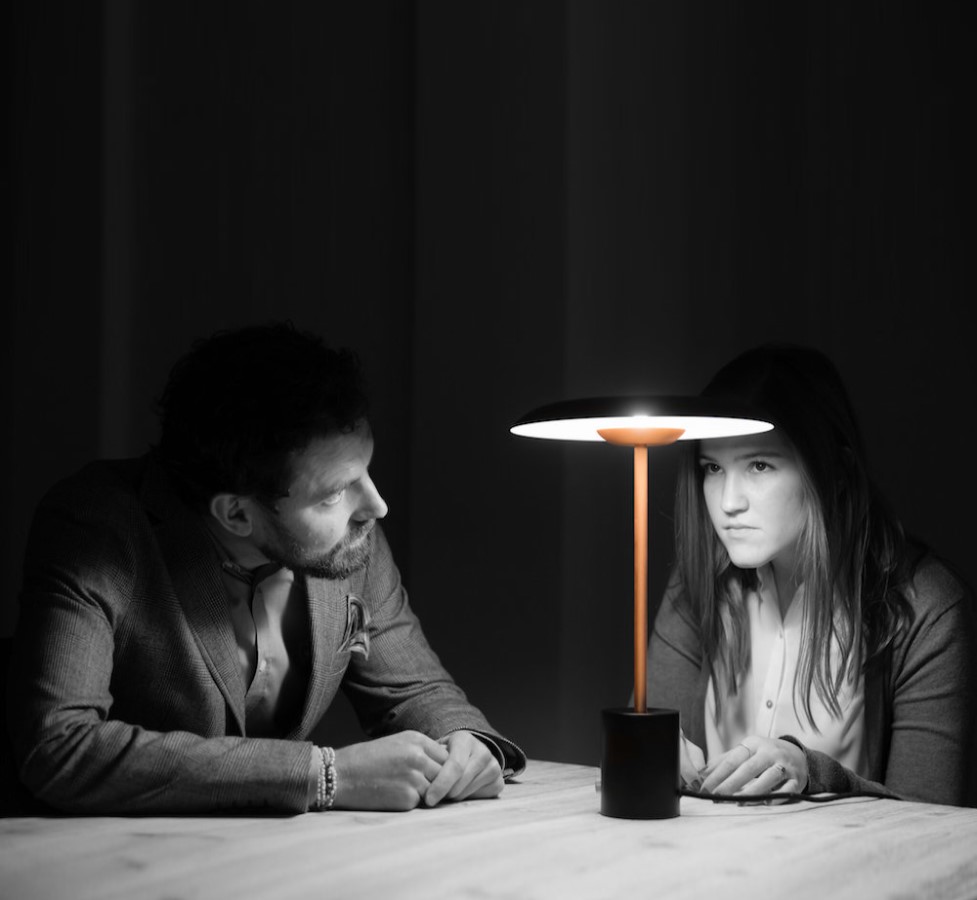 Faro Barcelona Hoshi namizna svetilka | formasvetila.si