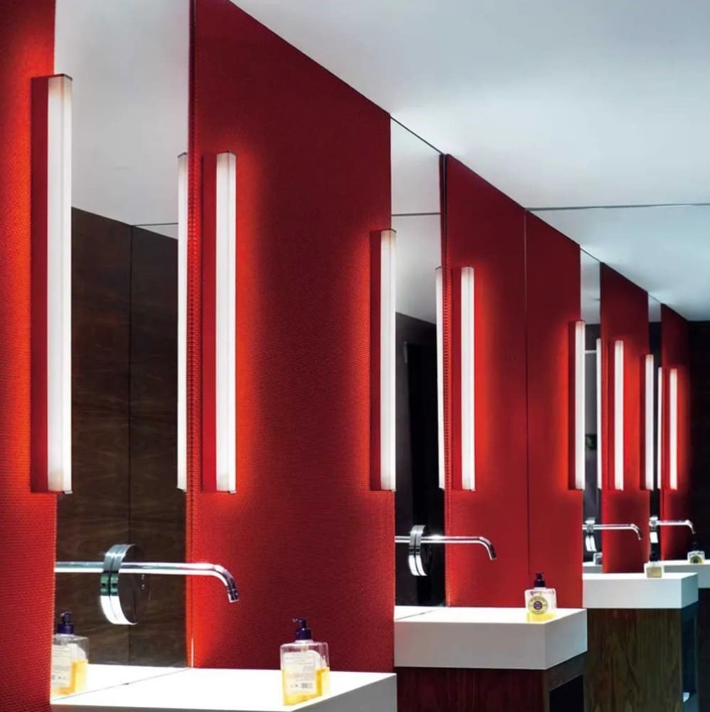 Leds C4 Toilet Q stenska svetilka | formasvetila.si