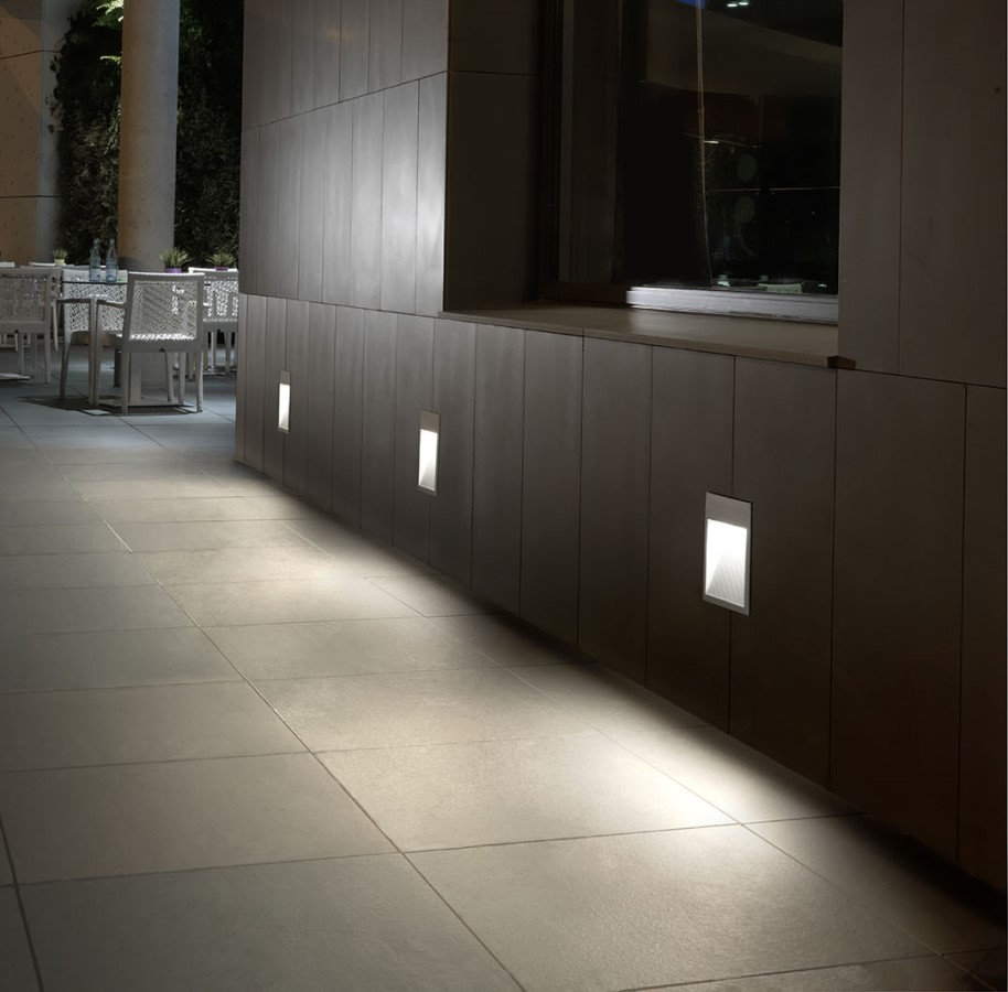 Leds C4 Micenas Asymmetrical Square zunanja stenska vgradna svetilka  | formasvetila.si