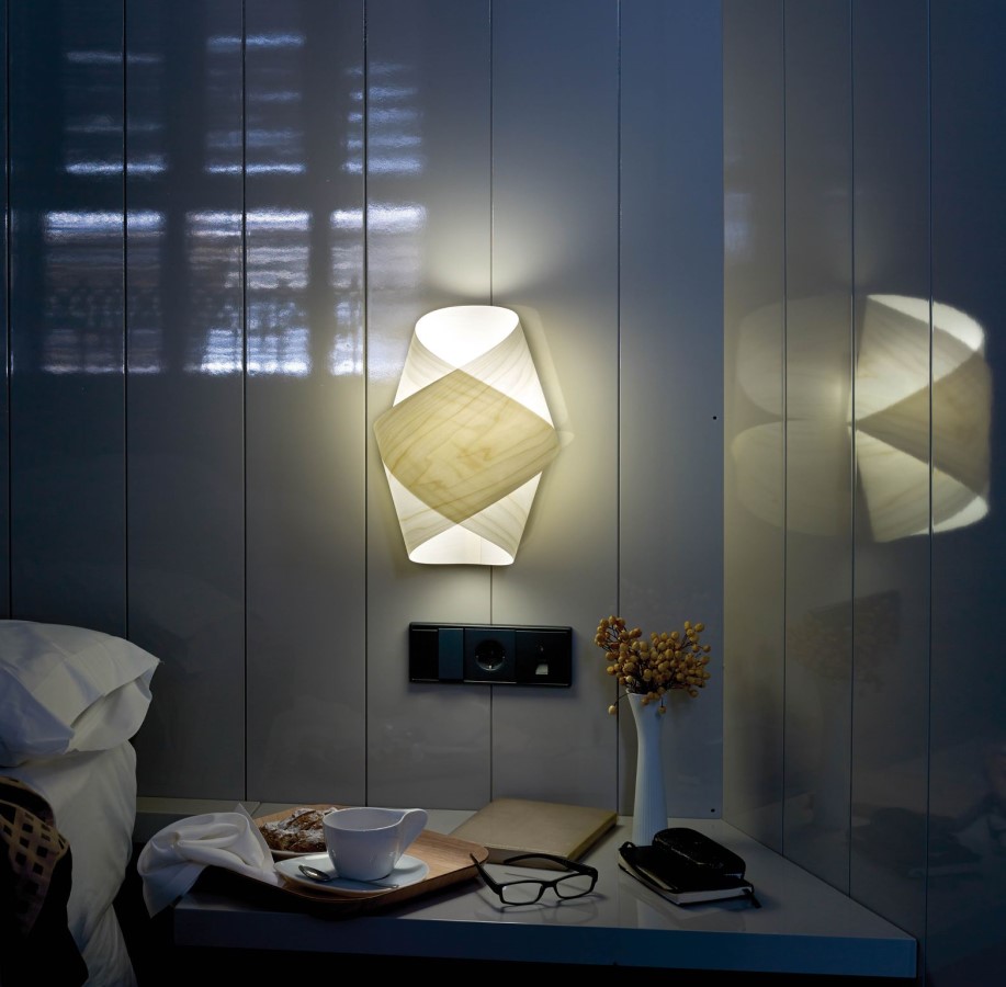 LZF Lamps Orbit stenska svetilka | formasvetila.si