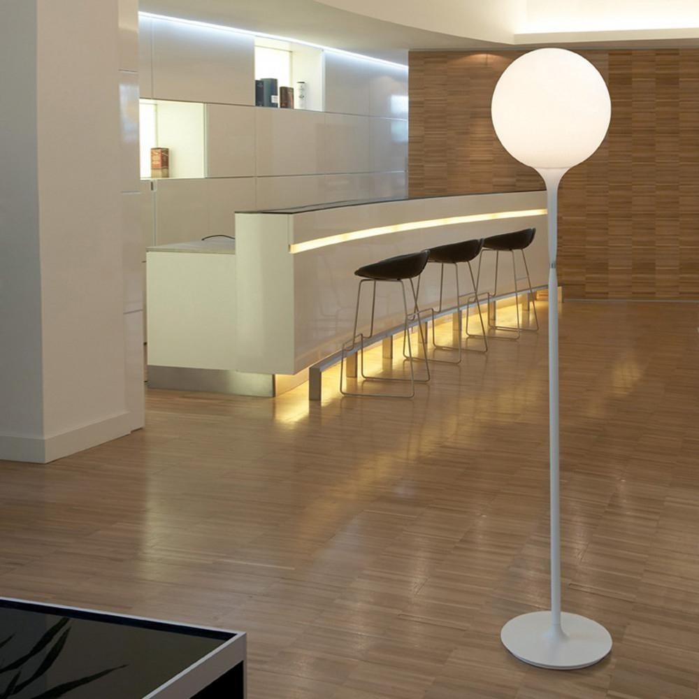 Artemide Castore stoječa svetilka | formasvetila.si